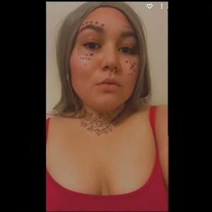 Meet your Posher, Nickie